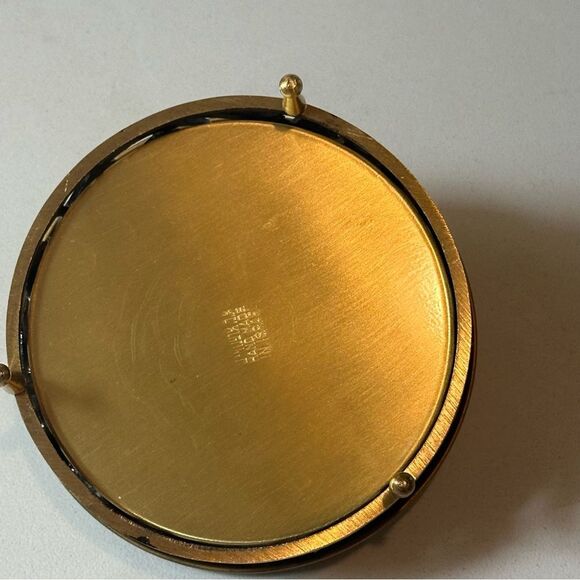 Vintage Traditional Judaica Brass Grapevine Motif Dresser Trinket
Box - Picture 3 of 6